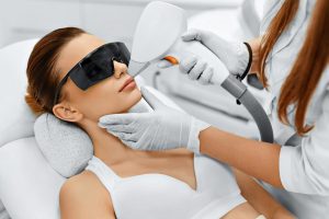 Epilation laser définitive au Val d'Europe à Serris (77) avec les dernières générations de lasers épilatoires.